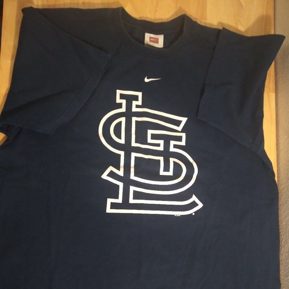 Nike Center Swoosh St. Louis Cardinals T-Shirt
